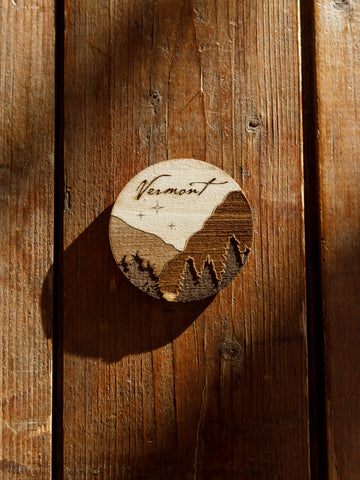 Wooden Vermont Smugglers Notch Magnet